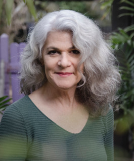 Debra Adelaide - credit Gregory Ferris